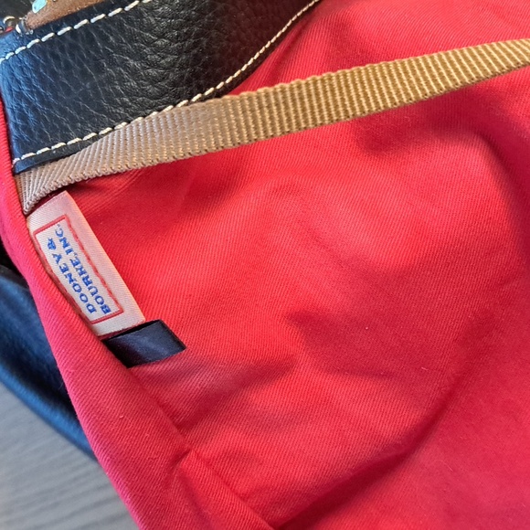  Dooney & Bourke Chelsea Shopper - Picture 14 of 16